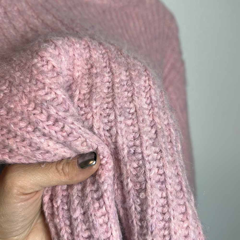 SANDRO • Bubble Sweater in Rose - Picture 5 of 6